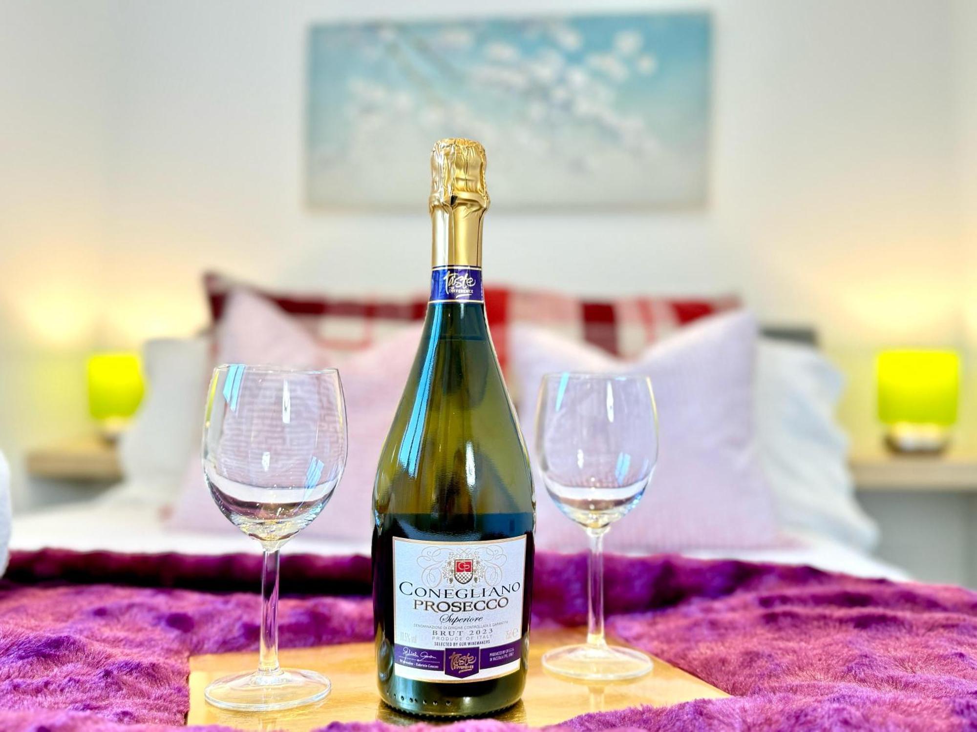 Evergreen Lodge - Two Bed Lux Flat - Parking, Garden, Patio, Wifi, Netflix - Close To Blenheim Palace & Oxford - F3 Kidlington Extérieur photo